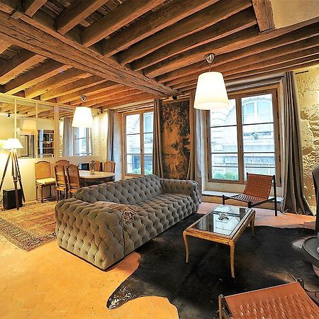 Beautiful Apartment In Historical Marais Paris Bagian luar foto